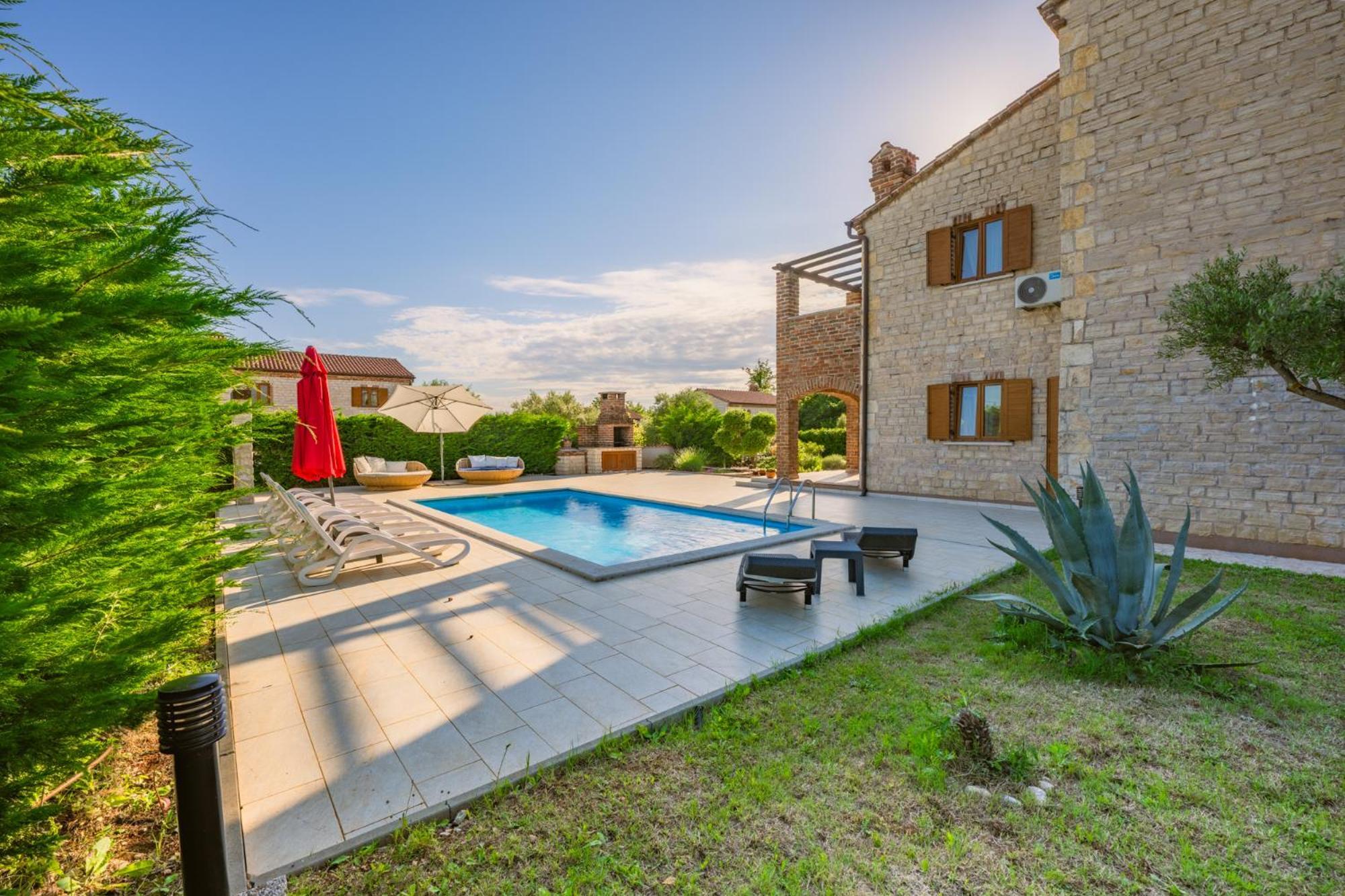 Villa Sonne In Paradis Butkovići エクステリア 写真