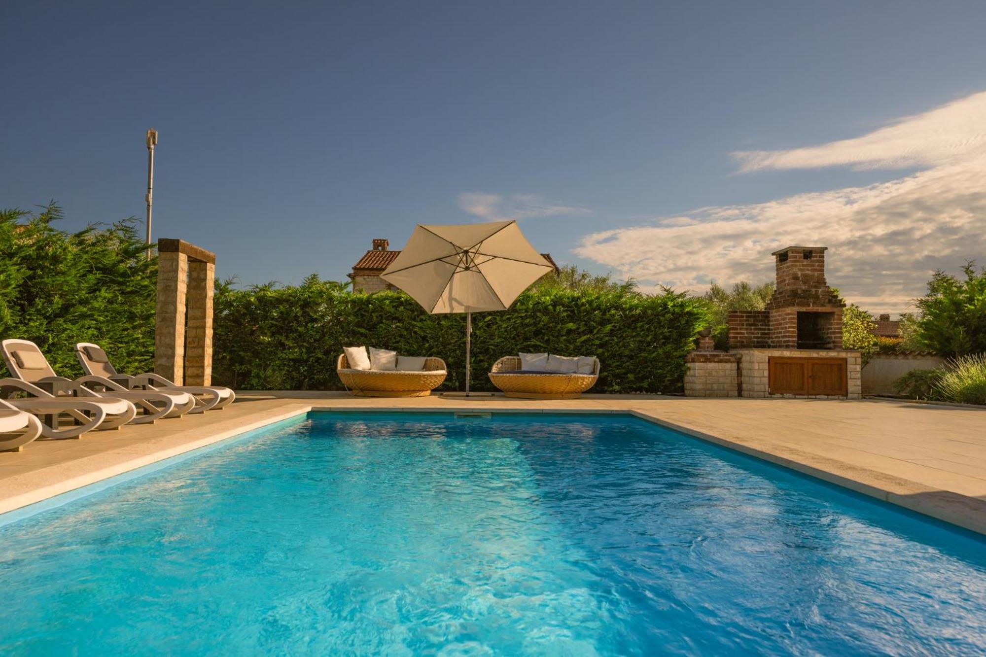 Villa Sonne In Paradis Butkovići エクステリア 写真