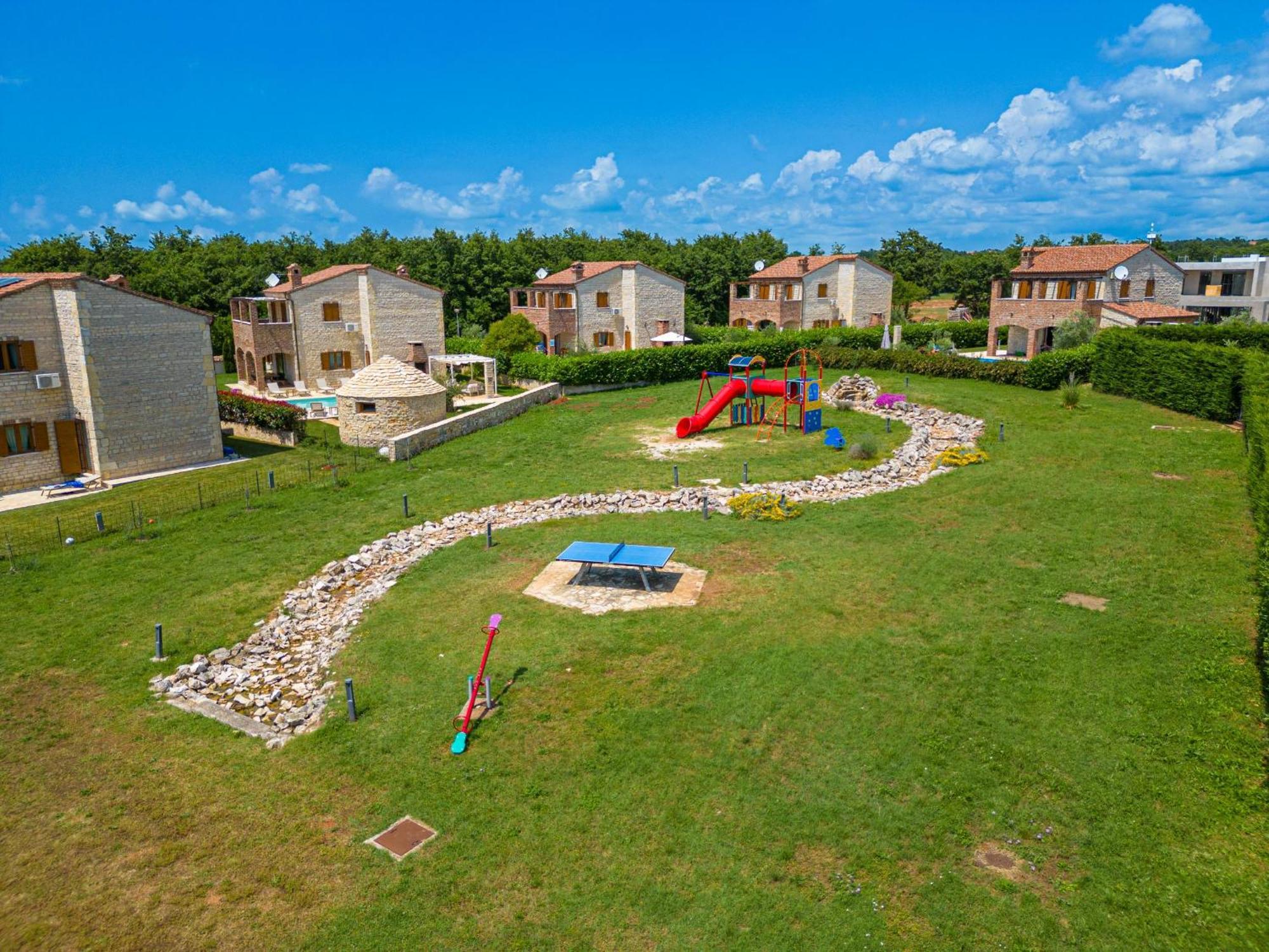 Villa Sonne In Paradis Butkovići エクステリア 写真